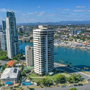 Spectrum 3* Gold Coast